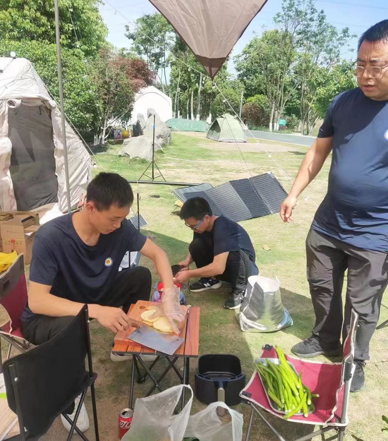 荣安消防团建之烧烤趴5.jpg